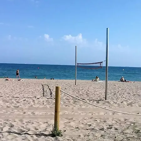 Lets Holidays - Gavá Mar
